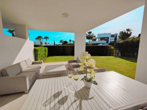 Luxury Golf & Private Garden, Estepona